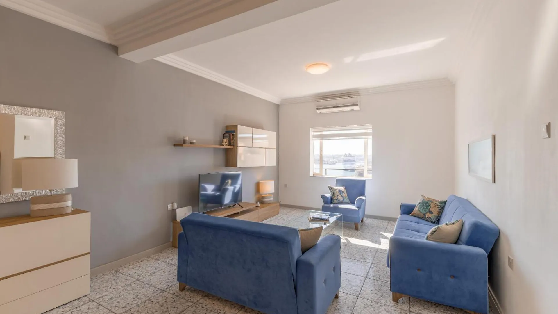 Harbour View - Large 2Br Apartment Valletta 0*,